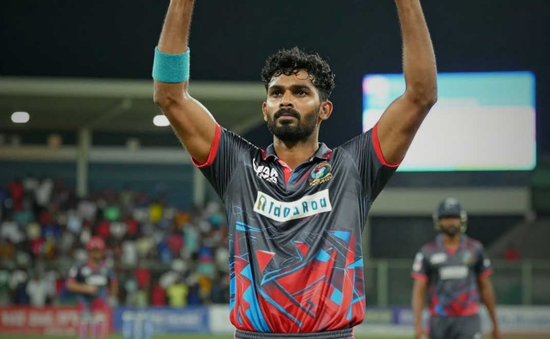 নিলামের হাতুড়ি, ডেথ ওভারের ছায়া: এশিয়ার ক্রিকেট-বাজারে যে সংখ্যাগুলো কেউ দাম দেয় না