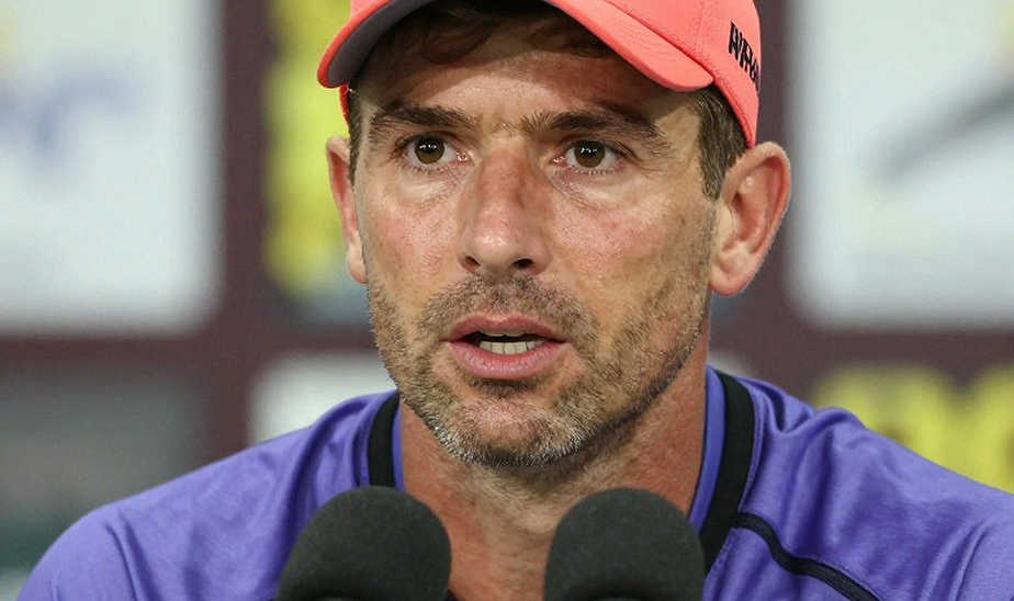 The Empty Cell, The Full Ground: The Cricket Numbers That Never Arrive